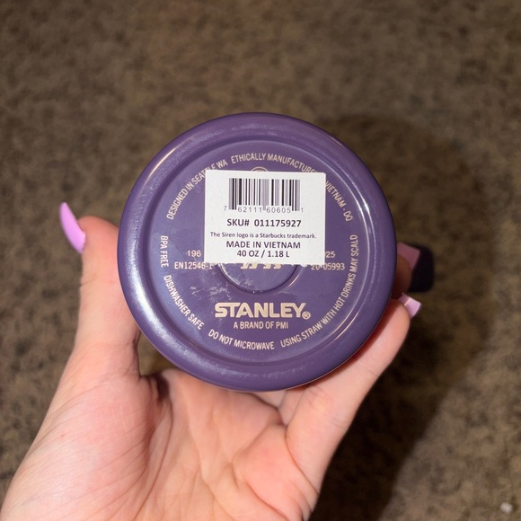 Stanley + Starbucks Plum Purple Tumbler 40oz - Picture 5 of 5